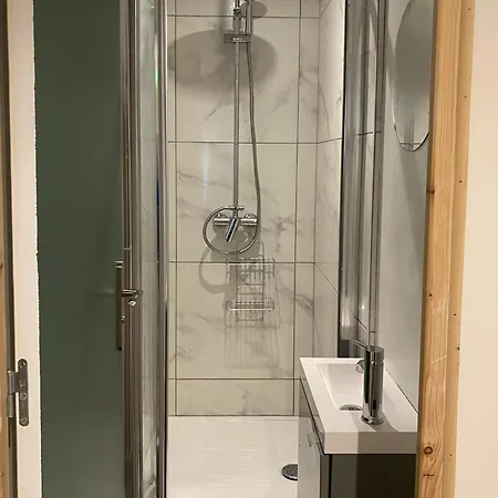 Bohobos Hostel Antibes