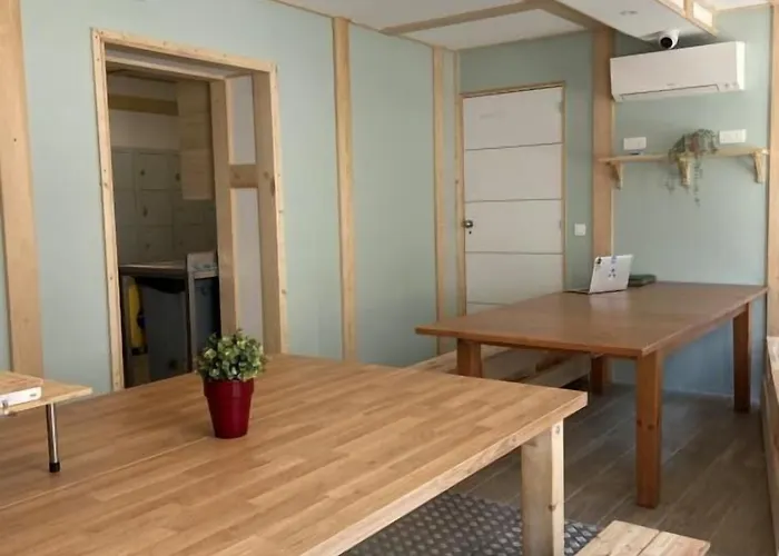 Bohobos Αντίμπ