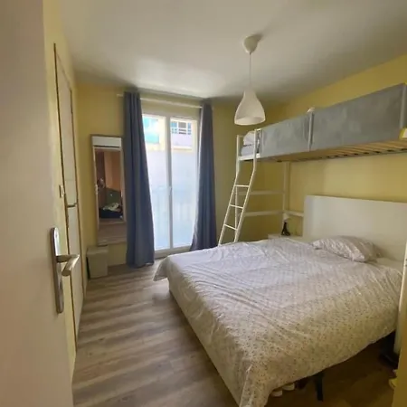 Ostello Bohobos Antibes