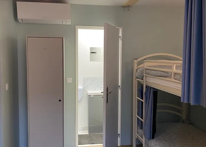 Хостел Bohobos