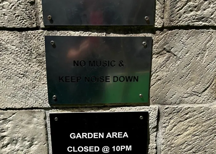 Bohobos * Антіб