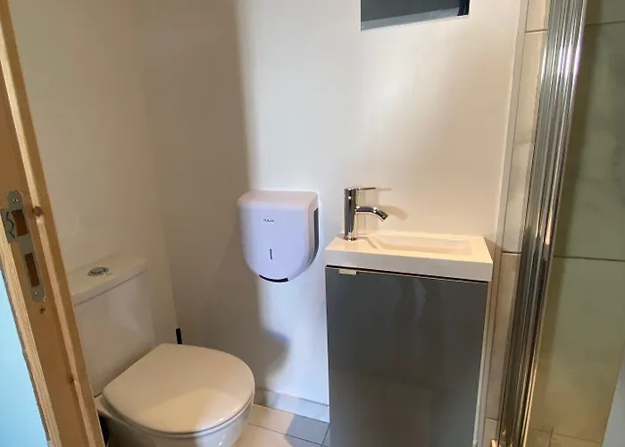 Bohobos Hostel Antibes